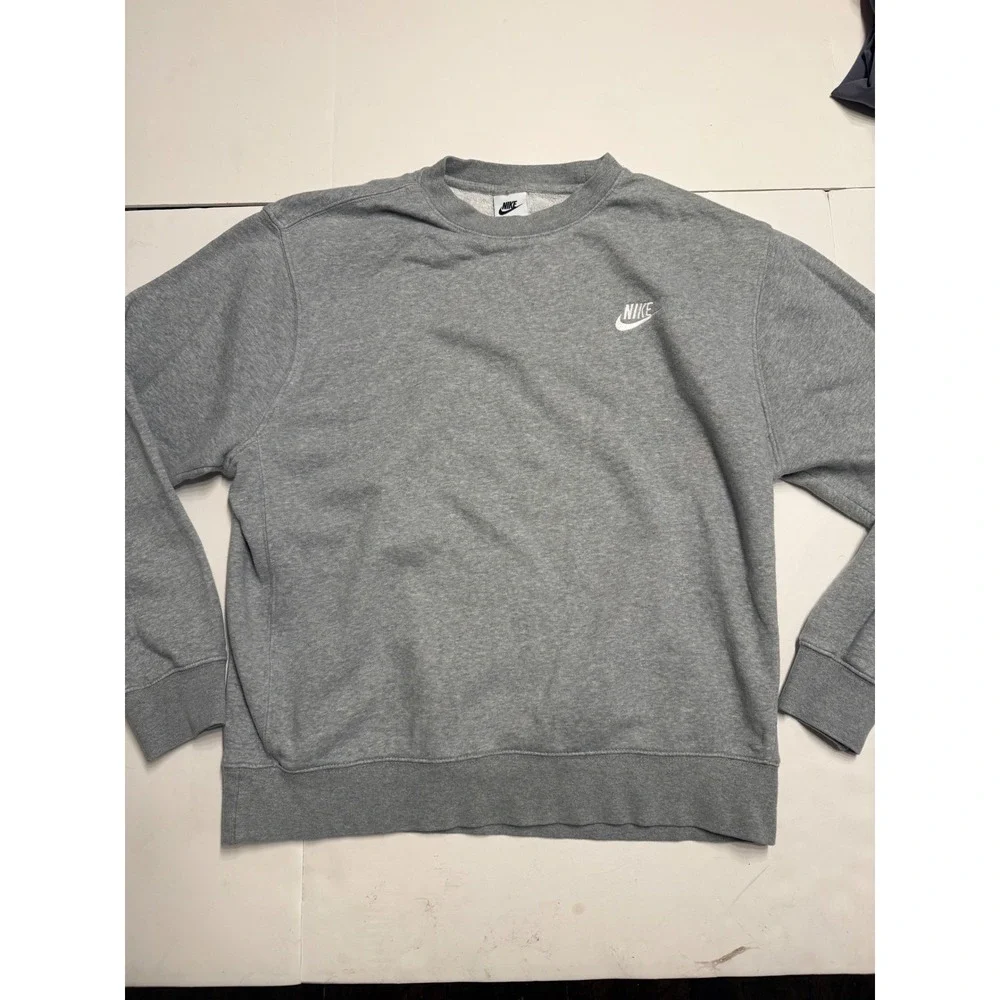 Nike Sportswear Club Fleece Crewneck Sweatshirt Mens Medium Heather Gray BV2662